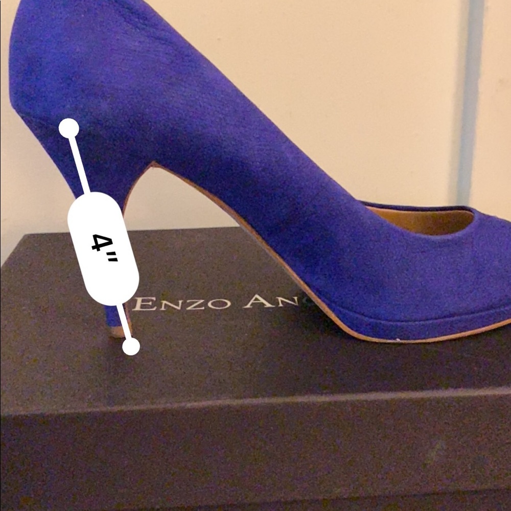 Enzo Angiolini pep-toe dress pump in original box
